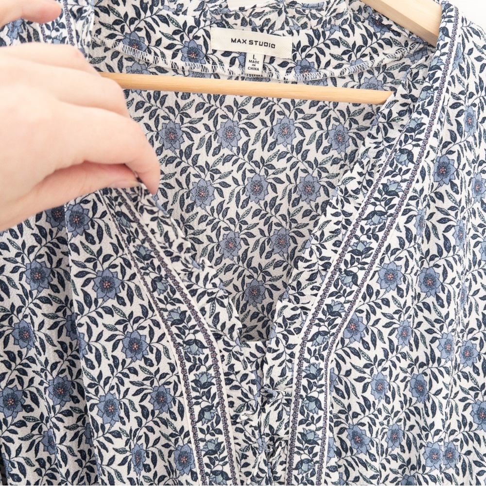 Max Studio Navy Floral Maxi Dress - Picture 3 of 5